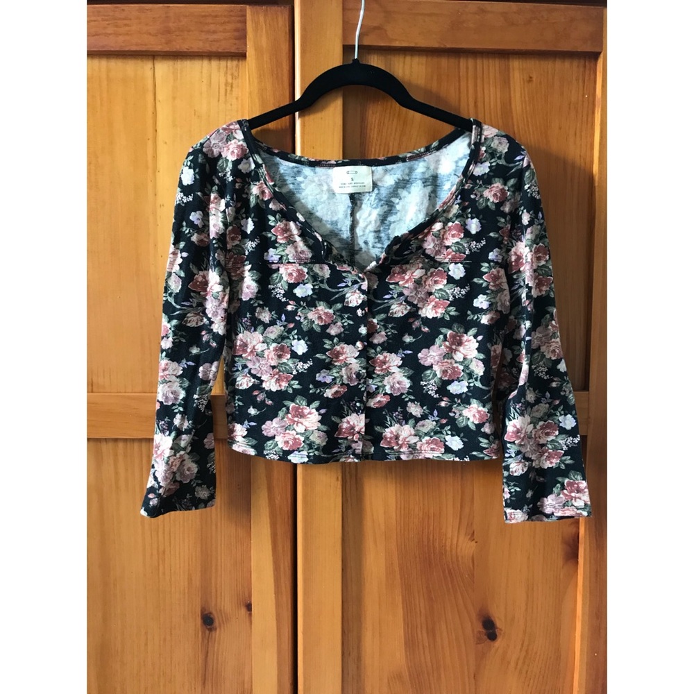 Urban Outfitters floral crop top